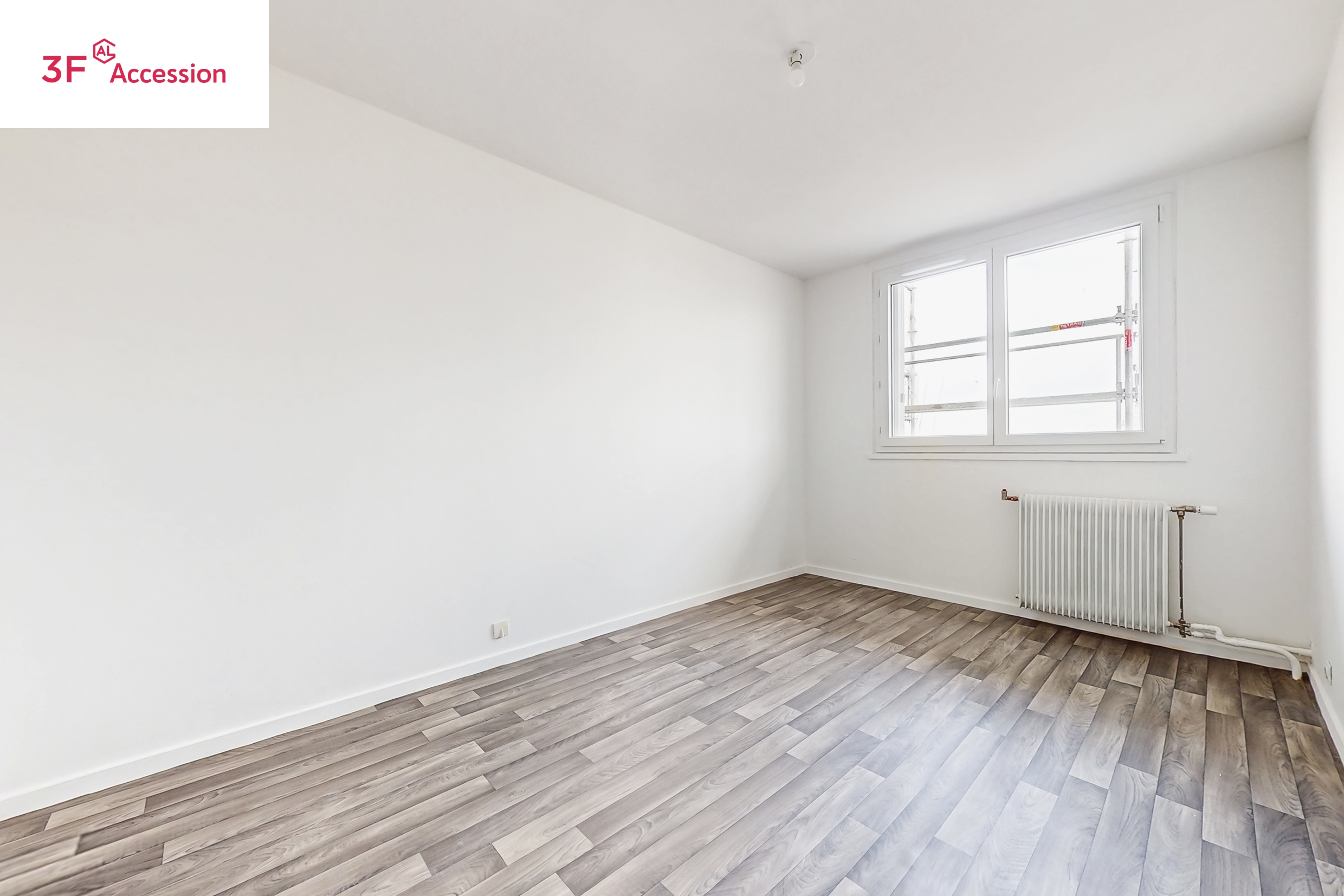APPARTEMENT 5 pièces 93 m²